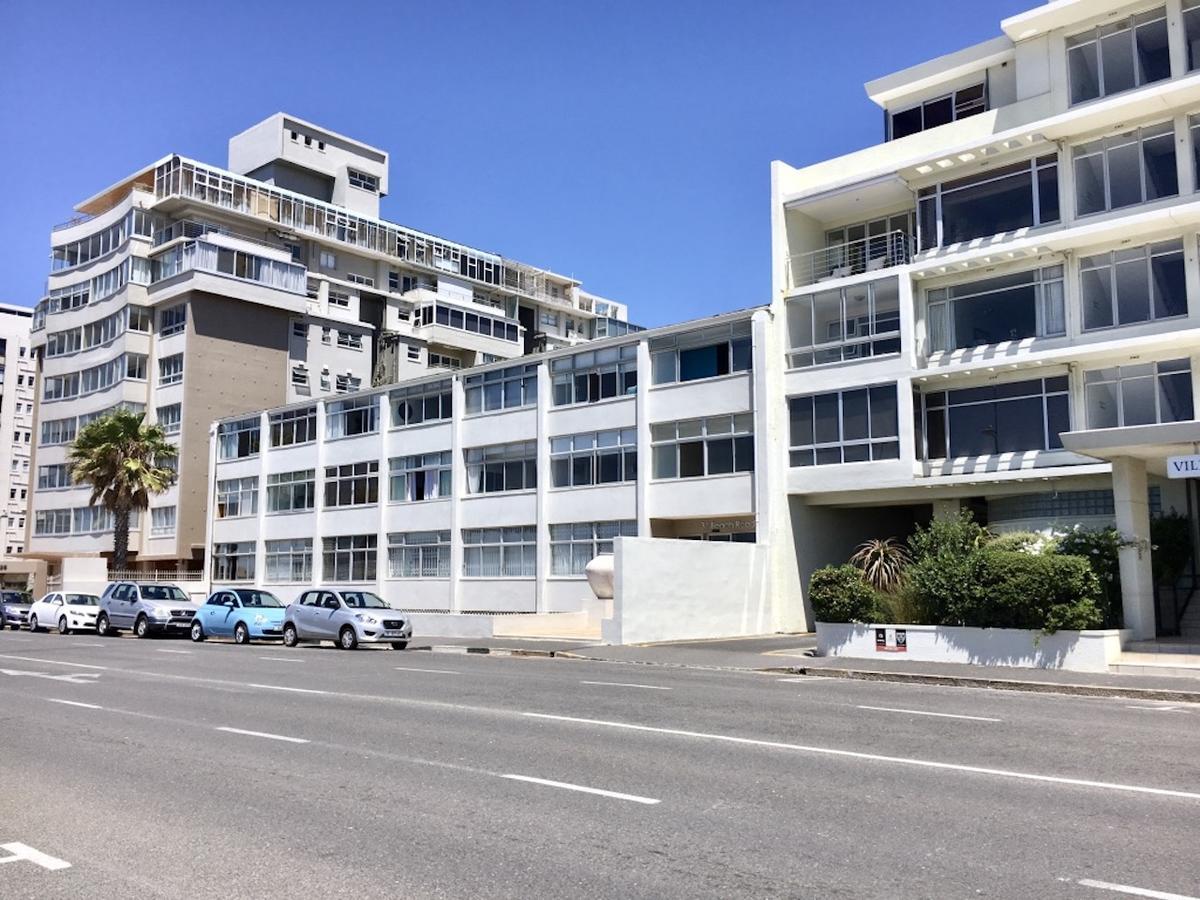 Appartamento Sandringham Bachelor Beach Road Bloubergstrand Esterno foto